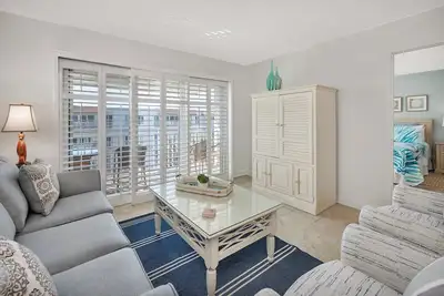 Image de Beach Club 416 - 2 bed/2 bath renovated unit!