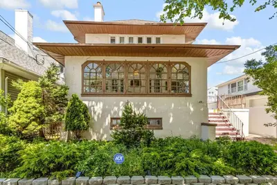 Image de 1 Block to Ac Beach - 8br/5ba Historic & Modern