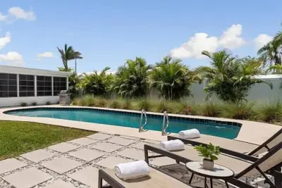 Image de 4 Br, 5 Bed, 2 King, 2 Bath, Private Pool