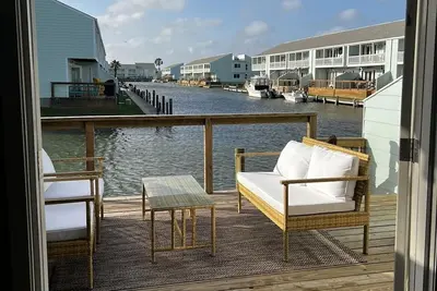 Image de Waterfront Heaven with private boat slip on desirable Key Allegro, Rockport Tx