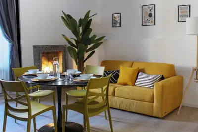 Image de Comostay Giallo: Downtown lake gate