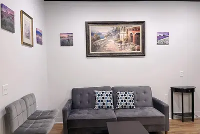 Image de French Lavender Studio Close to Downtown\n