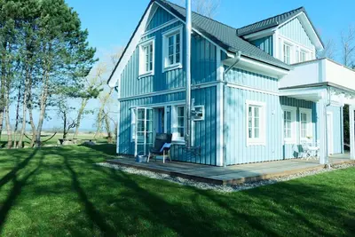 Image de Haus Schwedentraum - Gemütliches Haus mit Kamin, Sauna, Garten und Terrasse - Haus Schwedentraum