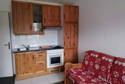 Image de Studio Dans Résidence Avec Piscine Couverte