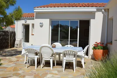 Image de Maison bord de mer pour 9 pers. avec terrasse, Bbq, WiFi - à 300m de la plage, tout confort