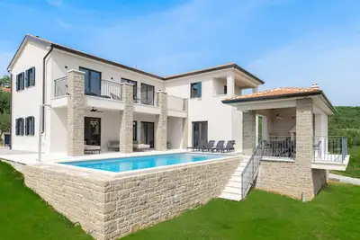 Image de Magnifique maison à Buje avec WiFi