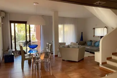 Image de Fine villa close to all amenities within walking distance, including Simius beach