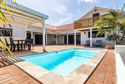 Image de \"Asterias\" 5 Bdrm Villa w\/ private Pool and loft!