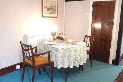 Image de Collection of cottages set in acres of beautiful gardens for multi family stays.