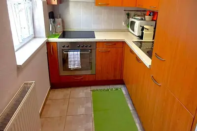 Image de Semmelweis Egyetem mellett, önálló garzonlakás csendes utcában, ingyen wi-fi-vel