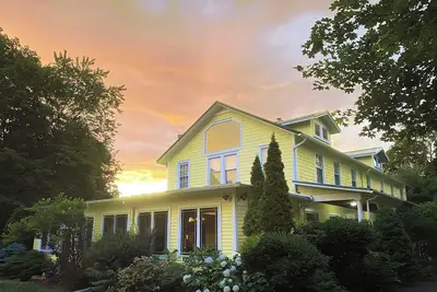 Image de HollyKissHudsonValley1900 Fully Renovated Lodge Private Guest Unit