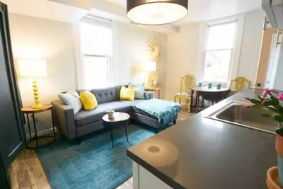 Quaint Space - Near Downtown & Broncos Stadium