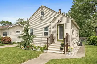 Image de Morton 2 -Relax by Lake Michigan, 3 bedroom, pets, fenced yard, Beaches, Fishing