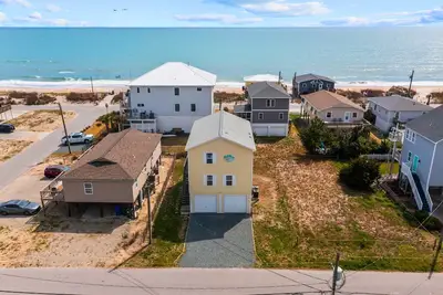 Image de Shell Shack! 1 min walk to beach. Pets welcome!