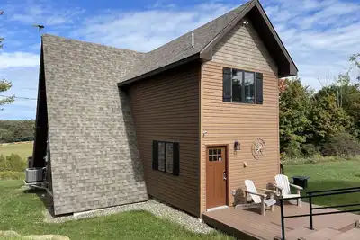 Image de Retreat on Pekin Hill \nClose to skiing, splash lagoon,