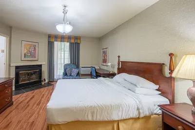 Image de Lovely room with balcony 26