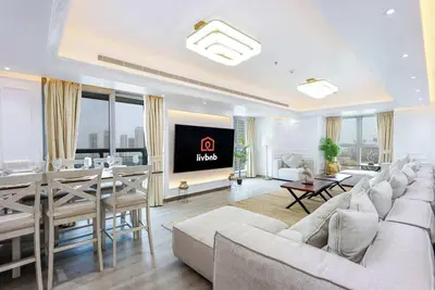 Livbnb- 3bhk Marina Suite with Sea and Palm Views