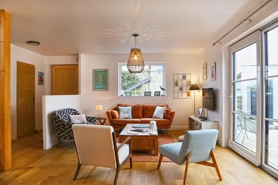 Image de Nouveau, Maison chaleureuse proche de la plage de Carolles
