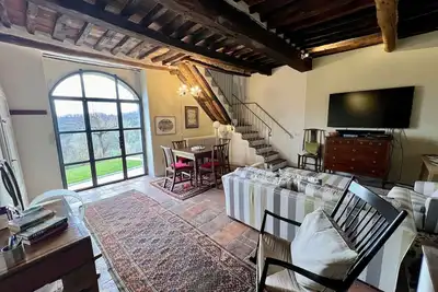 Image de Romantic tranquil farmhouse with stunning views.