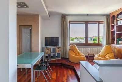 Image de Wide apartment  close to the center, Stadium, Sanctuary of San Luca.