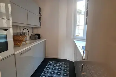Image de Appartement élégant et calme, quartier animé