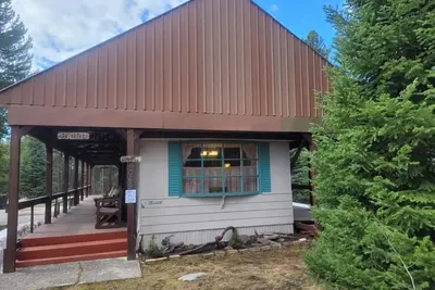 Image de Cozy Island Park retreat close to Yellowstone