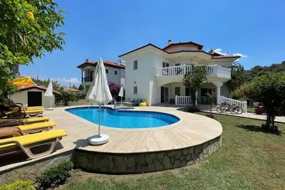 Image de Villa Babylon 4 Bedroom Stunning Villa with King Tombs View in Maras Area
