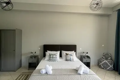 Image de PeMel Grand apartment, 50m from the beach