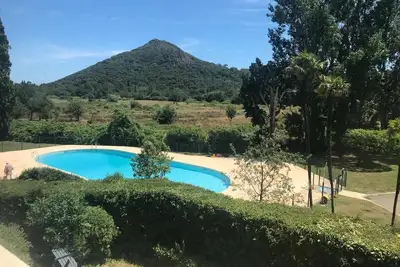 Image de Studio avec piscine au pied de l'Esterel