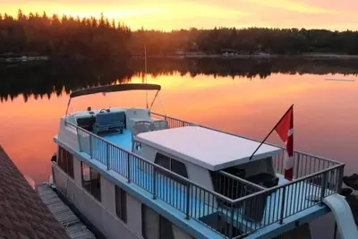 Image de Lake Life Houseboat Rental, Lake of the Woods 1 & 2 Combine