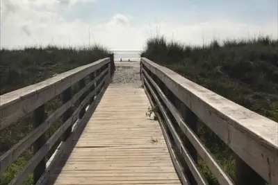 Image de St. Augustine Beach condo, no roads to cross, just direct access to sun & surf.