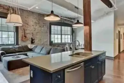 Image de Amazed three bedroom condo downtown