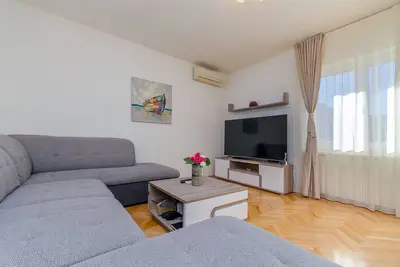 Image de Appartement Dunja (98671-A1) - Slatine (Ciovo)