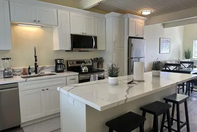 Image de Coastal Haven Unbeatable Beach and Village Location