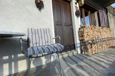 Image de Wohnung mit Parkplatz-terrasse-küche-berg Aussicht
