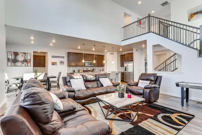 Image de 16 Mi to Denver: Spacious Commerce City Home!