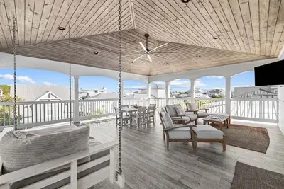 Seacrest - Carriage House - Private Beach Access