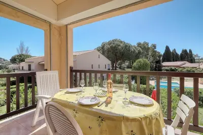 Image de Accès direct à la plage + résidence avec piscine