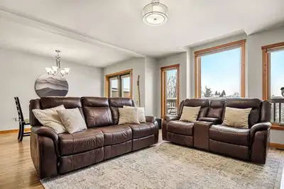 Image de Paws & Peaks | Hot Tub | Games Room | Central