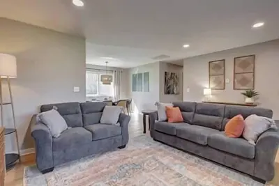 Image de Beautiful 3 Br/2 Bath Very Close to Iu & Downtown