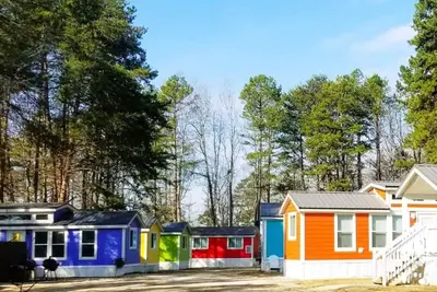 Image de Lakefront Two Bedroom Cabin #30