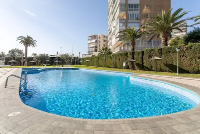 Image de Appartement 'UrbanizaciĂłn Las Torres' avec vue sur la mer, Wi-Fi et climatisation