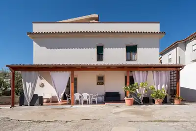 Image de Appartement 'Le Lantane' avec vue sur la montagne, Wi-Fi et climatisation