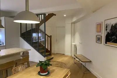 Image de Maison de ville de 3 étages à Passy (164 m2) + Roof top (40 m2) - Jo2024