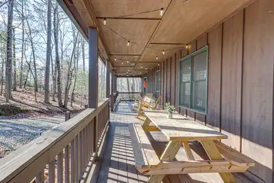 Image de Peaceful Ellijay Cabin: Pool Access & Resort Perks