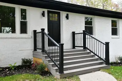 Image de Cozy updated home mins to Keeneland & Lexington. Championship Golf Course Views