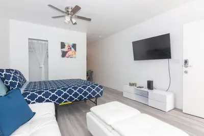 Image de Deco Apt w/2 Queen Beds on Ocean Dr, South Beach