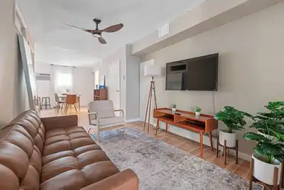Image de Comfy 3br Unit! Near Penn!