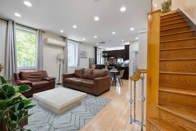 Image de Spacious 3br/3ba unit in Ues