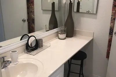 Image de On The Beach Attached To The Hyde, Balcony With Beach View, Attached Garage